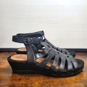 EARTH ORIGINS Pippa Wedge Sandals Size 9.5